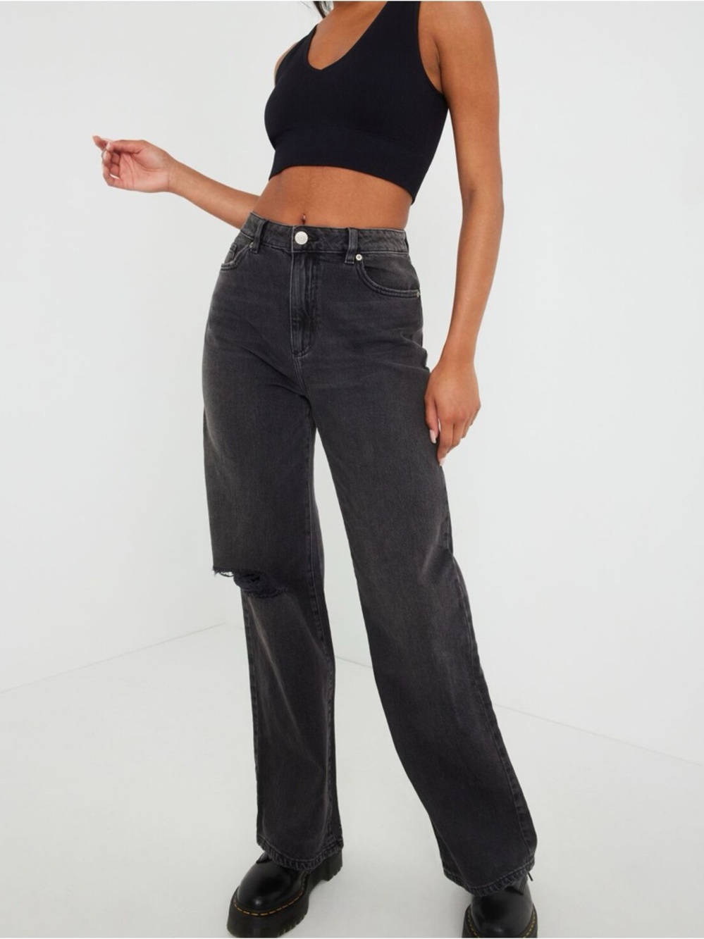 {Garage} "Wide Leg" Black Distressed Ripped Knee Relaxed Loose Baggy Jeans
